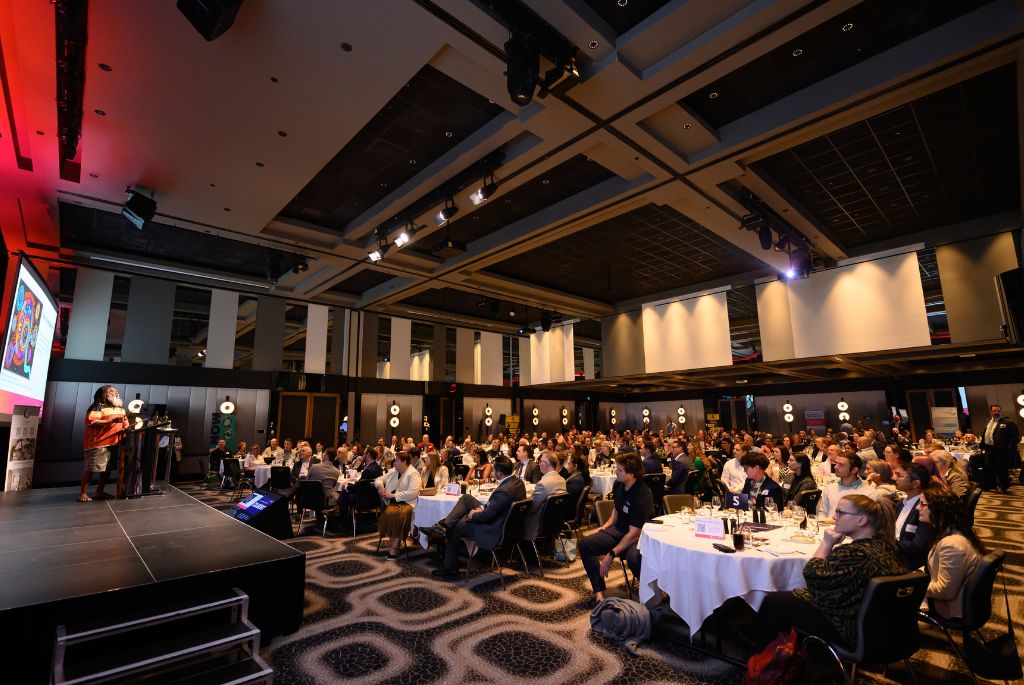 Corporate lunch. Event planning support.
